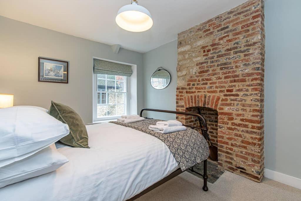 Oxfordshire Living - The Bowler - Holiday home *